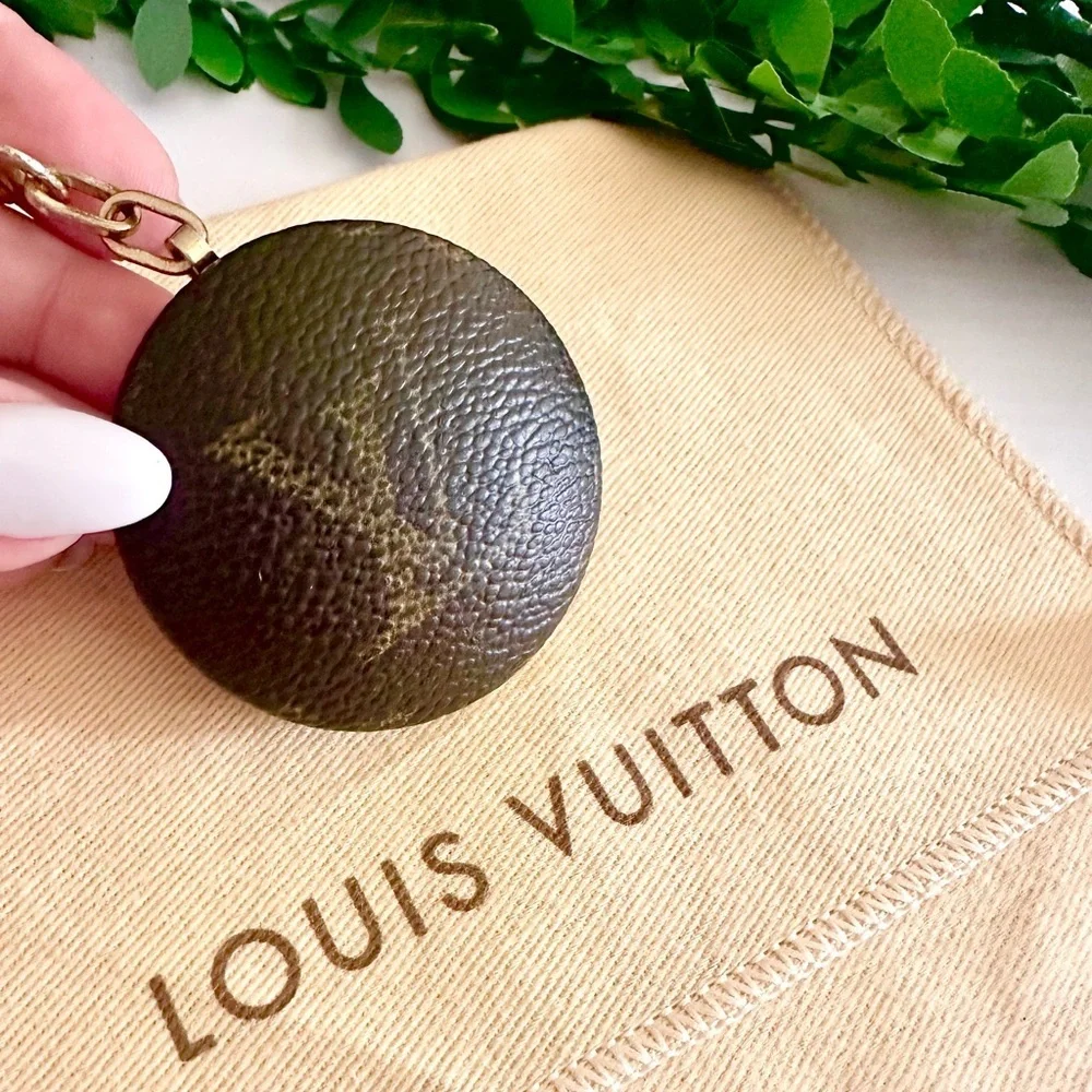 Louis Vuitton Black and Gold Key Holder